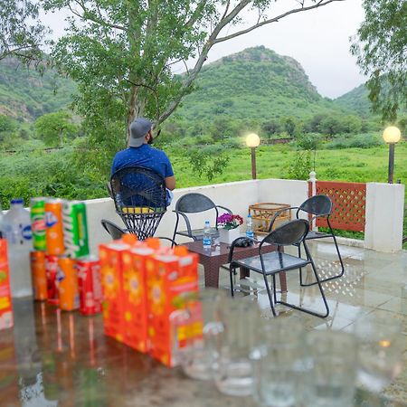 Indian Adventures Tiger Moon Resort Khilchipur  Exterior photo