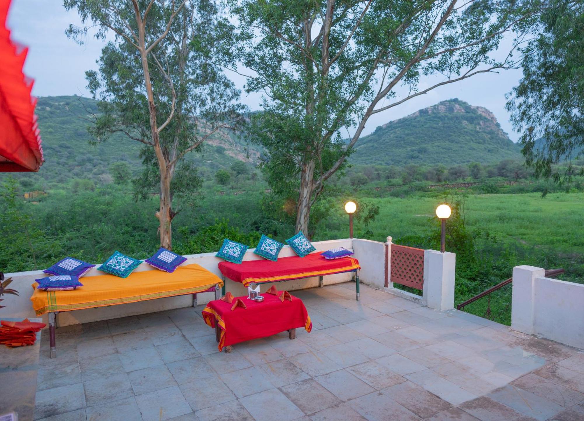 Indian Adventures Tiger Moon Resort Khilchipur  Exterior photo