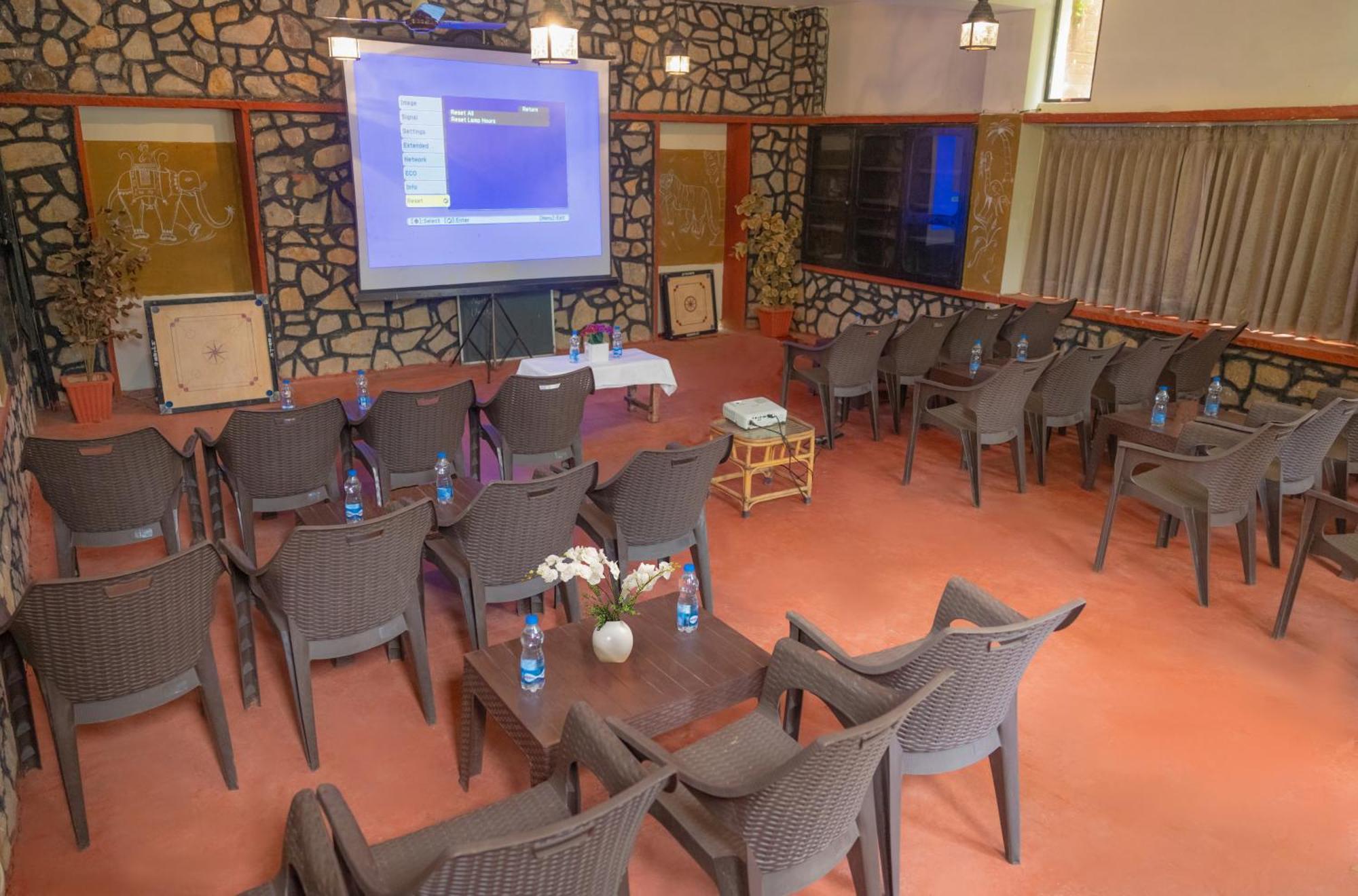 Indian Adventures Tiger Moon Resort Khilchipur  Exterior photo
