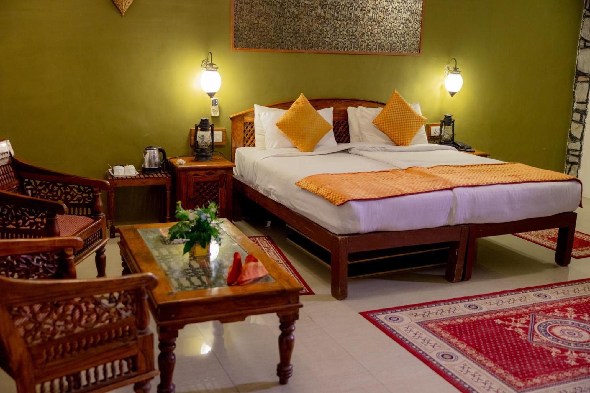 Indian Adventures Tiger Moon Resort Khilchipur  Exterior photo