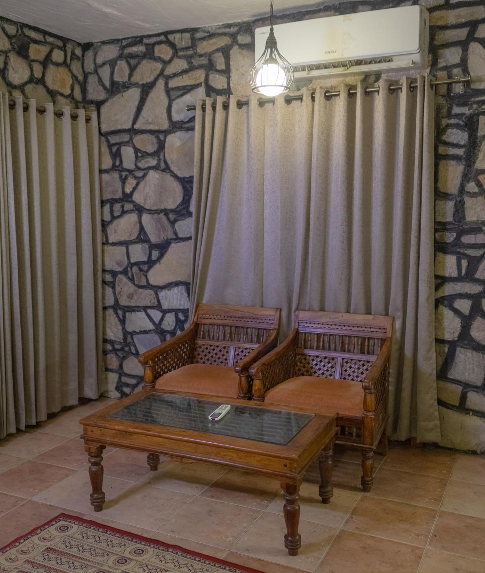 Indian Adventures Tiger Moon Resort Khilchipur  Exterior photo