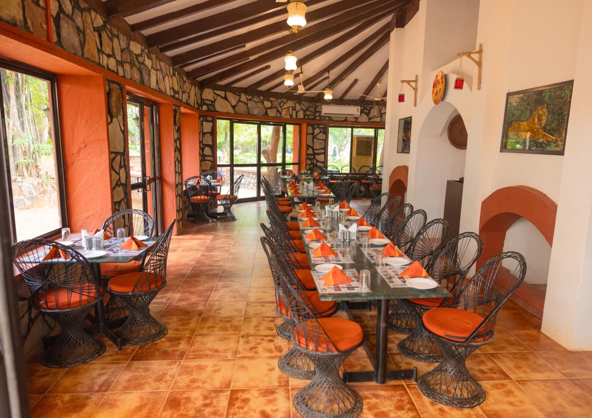 Indian Adventures Tiger Moon Resort Khilchipur  Exterior photo
