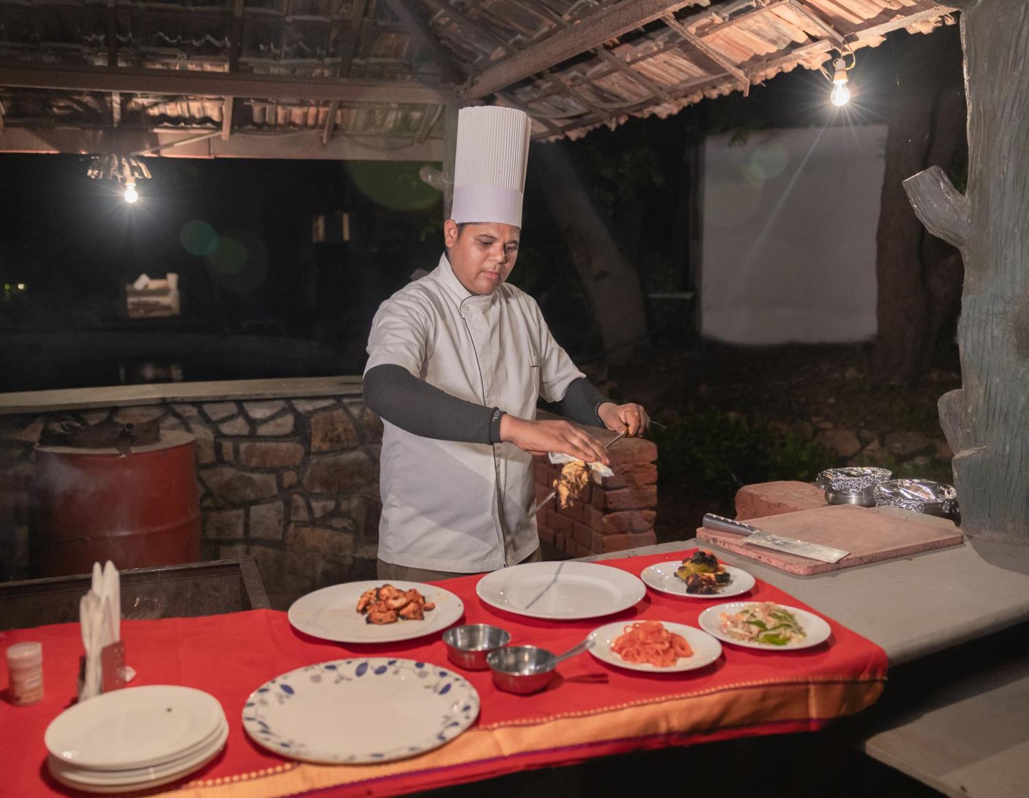 Indian Adventures Tiger Moon Resort Khilchipur  Exterior photo